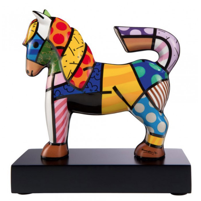 Le petit cheval -sculpture-romero-britto